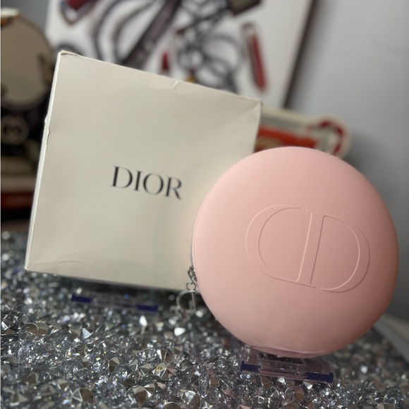 Dior Beauty Pink Silicone Round Pouch NIP - Picture 1 of 9